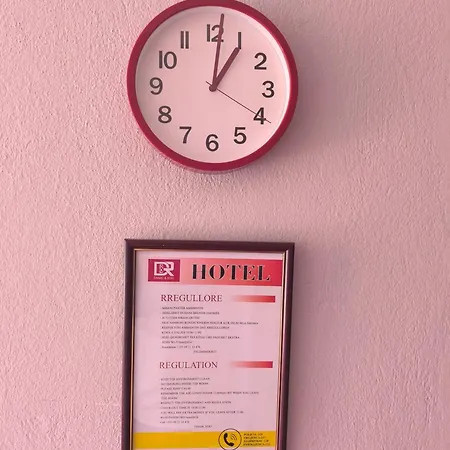 Hotel Daniel & Roel Tirana